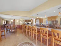 Spacious, Newly Remodeled House With Chef Kitchen On The Ocean Hotels in Saint George