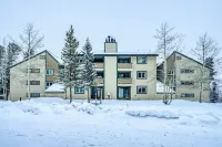 Ski in/Ski out 1st Floor Condo in Breckenridge, Co