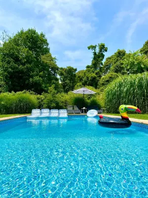 Private Bridgehampton home with Pool. Hôtels à proximité de : Cooper's Beach