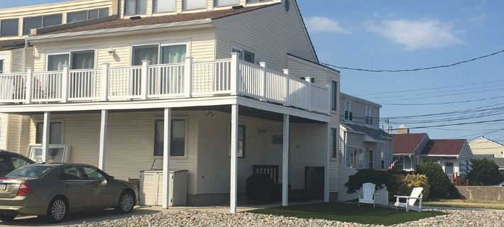 Sunny 4 Br, 2 BA Townhouse- June 30-July 4 Available Hotels in Brigantine