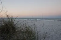 5-8 MINUTE WALK TO BEACHES, DINING & SHOPPING! RARE PRIVATE PATIO & LAKE VIEW!