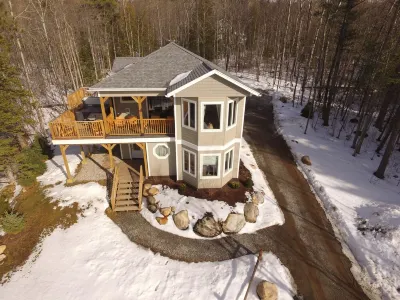 Whiteface Mountain/Wilmington New York~~Hot Tub, Gas Fireplace, Mountain Views!! Whiteface Mountain Ski Resort附近的飯店