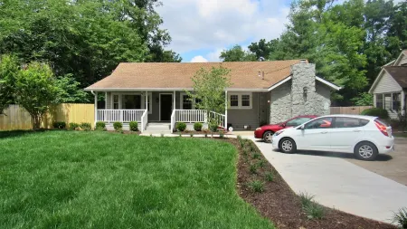 Quiet Apartment Retreat