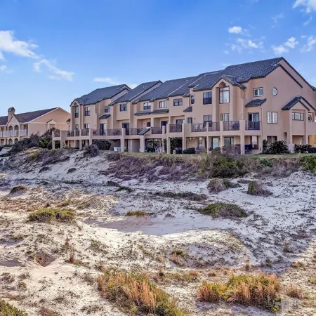 Oceanfront Fabulous Townhome: Your Coastal Escape Awaits!