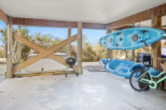 As seen on HGTV's HOUSE HUNTERS in 2023!!  Stunning Views - Steps to the Beach