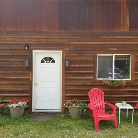 “Cozy Mountain Suites - #3 just 5 minutes from Glacier Park”
