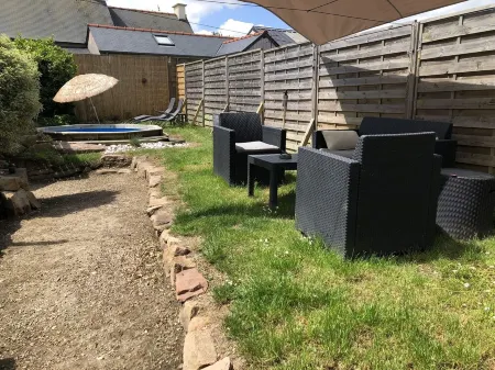 Charming little house 800m from the seaside Отели в г. Пемполь