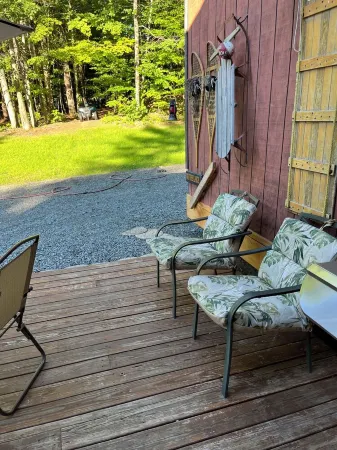 True Adirondack Retreat! Nestled in the Mountains!