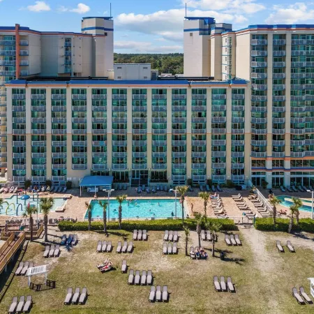 Updated 3-bedroom condo in Palmetto Building at Dunes Village w/2 waterparks!