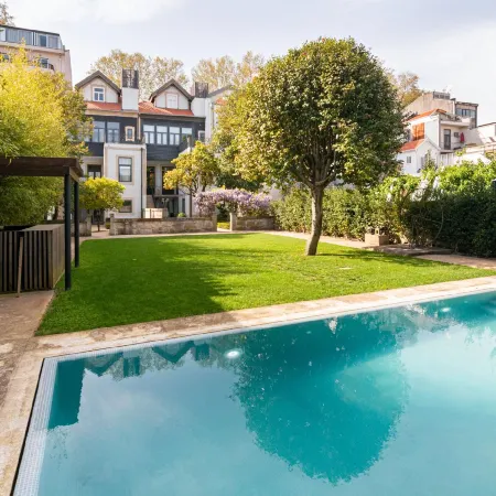 Marquês Garden House by Olivia