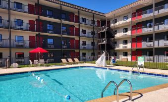 3. Ramada b..