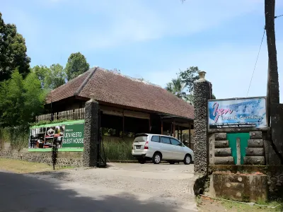Ijen Resto Banyuwangi Guest House Hotel a Tamansari
