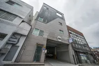 CL Mini Hotel Hotels near Seongdong Market