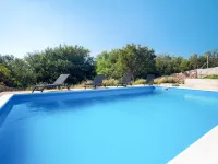 Mazor - Pools