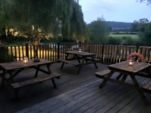 Old Mill Hotel & Lodge โรงแรมในบาธ