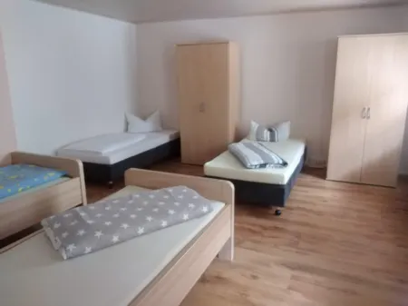 Hostel Vorharz Aschersleben Отели в г. Зальцланд