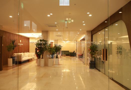 호텔 써던힐 객실 내부