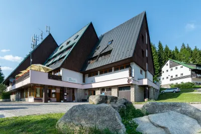 Parkhotel Harrachov Hotels near Opuštěný Kravín Vitkovice