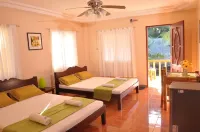 Slam's Garden Dive Resort - Pools