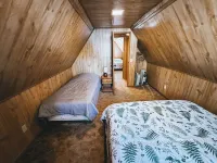 Croll Cabins-DeSpain Schoolhouse-#1 on Vallecito Lake. Newly Renovated!