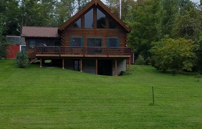 Seneca lake Love Shack Route 14 Penn Yan NY  in the heart of Wine Country