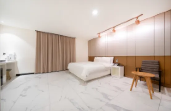 부안 라움 드라이브인 호텔 내소사 주변 호텔