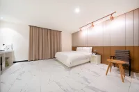 Buan Raum Drive-in Hotel