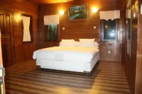 Puri Ansell Hotel a 