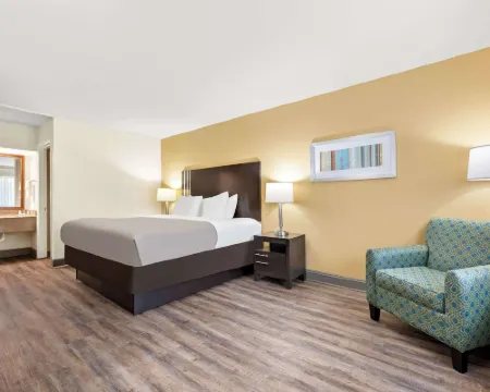 Quality Inn Pelham I-65 Exit 246 Hotels in Pelham