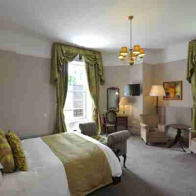 Royal Hotel by Greene King Inns Rooms