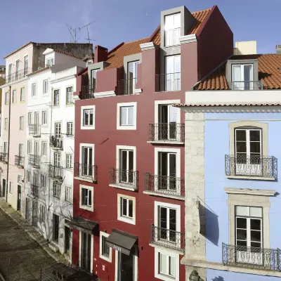 Dalma Old Town - Castelo Hotels near Portas do Sol Belvedere