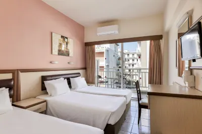 Pearl Hotel
