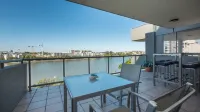 Inn on the Park Apartments Hotels in Taringa