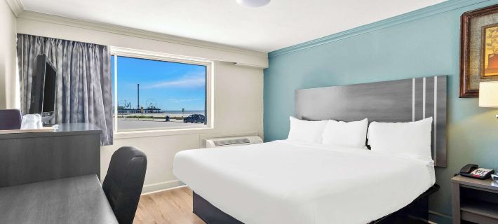 Econo Lodge Galveston Seawall Hotels in Galveston