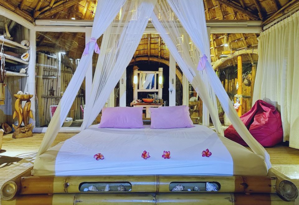 코코넛 가든 비치 리조트의 아름다운 해변 풍경