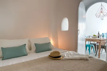 Cleo's Dream Villa Отели рядом с достопримечательностью «Sigalas Winery»