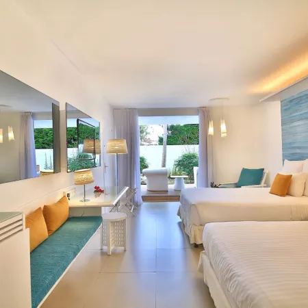 La Creole Beach Hotel & Spa