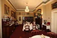 The Grand on Macfie Hotels in Devonport