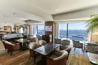 The Yokohama Bay Hotel Tokyu - Bars