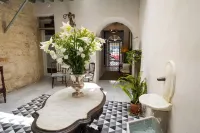 Casa Portus Gaditanus s XVIII Patio Andaluz