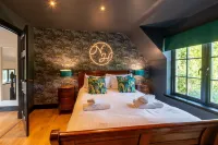 Northern Hideaways Apple Store, Ellingham Hotels in Ellingham