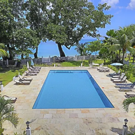 Villa Mimi Beachfront Beau Vallon