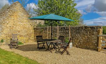 Stunning Barn Conversion - Rural Setting