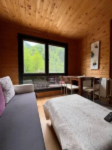 อายเดอร์ พาราไดซ์ โอเทล โรงแรมใน