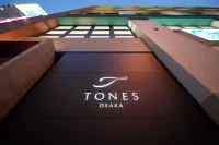 TONES OSAKA فنادق في أوساكا