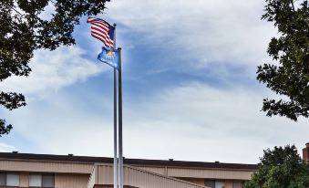 Clarion Pointe OKC Airport