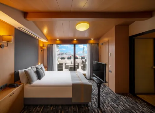 Tan Hotel - Special Category Unggulan Photos