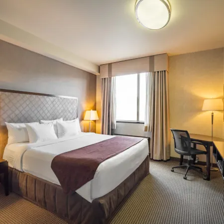 Acclaim Hotel by Clique