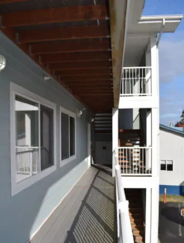 隆格萊爾套房旅館