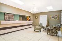 Super 8 by Wyndham Williamsburg Hotel di Whitley County